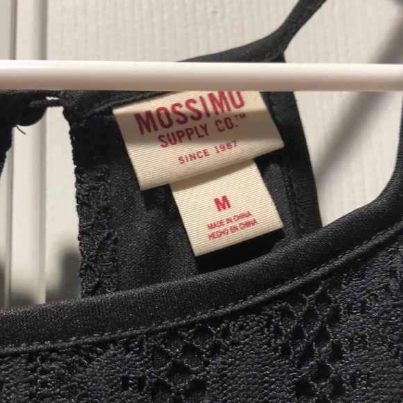 Black lace halter dress - Picture 3 of 3